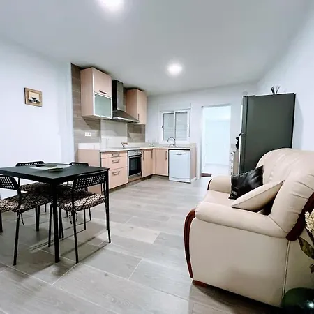 Dom wakacyjny Casa Mary Independiente Centrica Con Terraza Cubierta