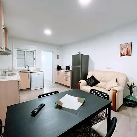 Casa Mary Independiente Centrica Con Terraza Cubierta * Porriño