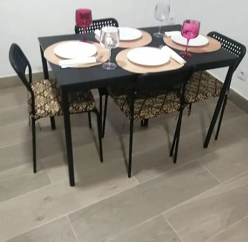 Casa Mary Independiente Centrica Con Terraza Cubierta Dom wakacyjny Porriño