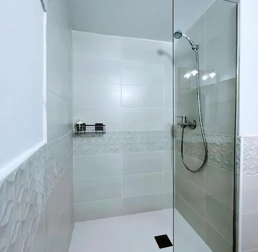 Casa Mary Independiente Céntrica Con Terraza Cubierta * Porriño